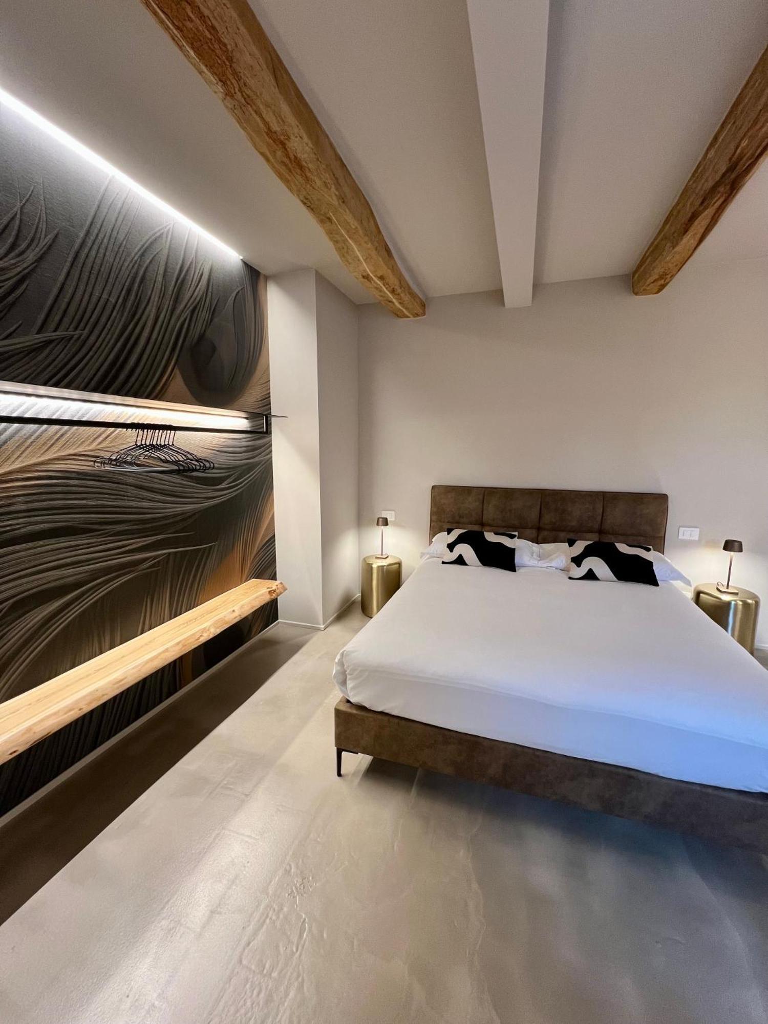 Palazzo Del Papa Country Suites Сієна Екстер'єр фото