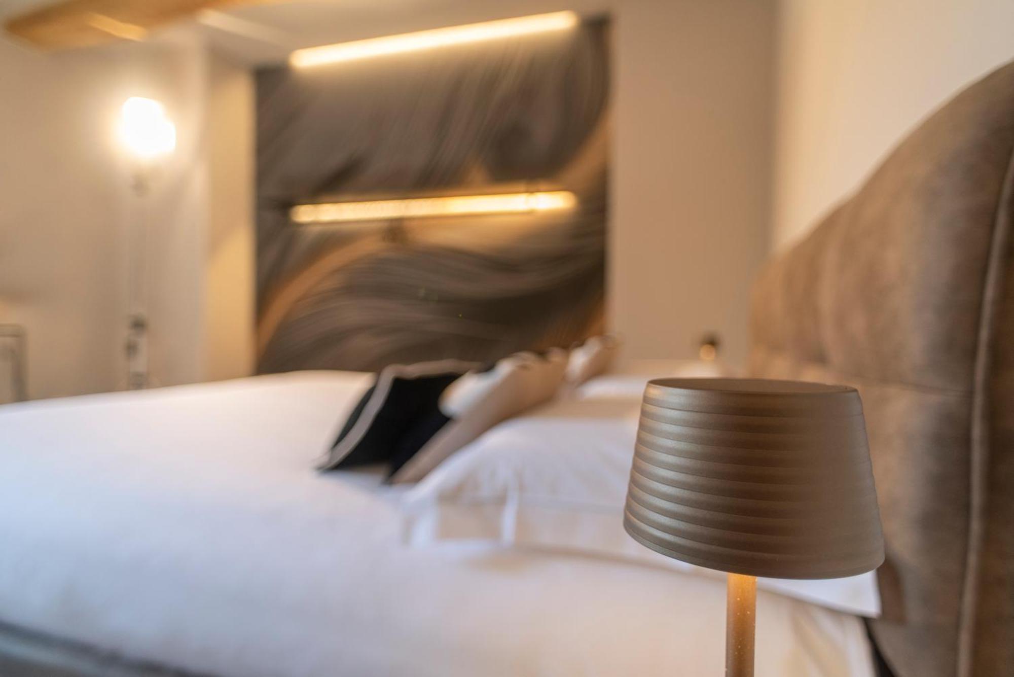 Palazzo Del Papa Country Suites Сієна Екстер'єр фото