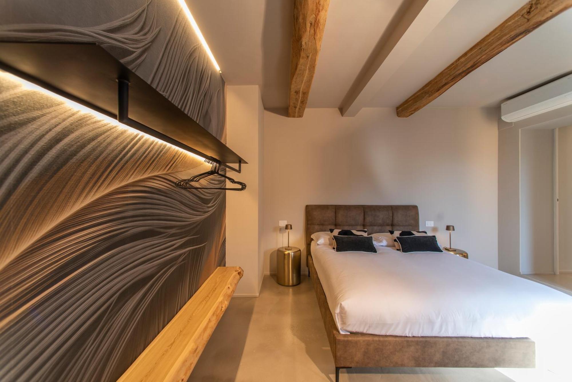 Palazzo Del Papa Country Suites Сієна Екстер'єр фото